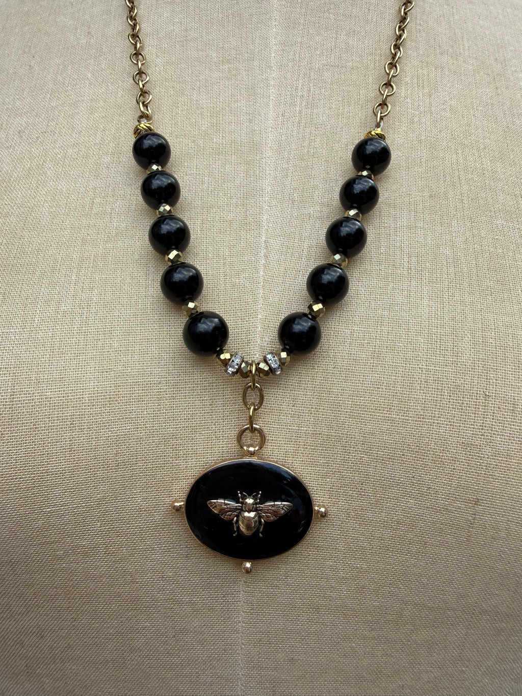 Black Vintage Bee
