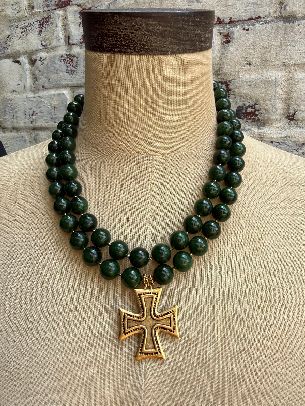 Green Tuscan Cross