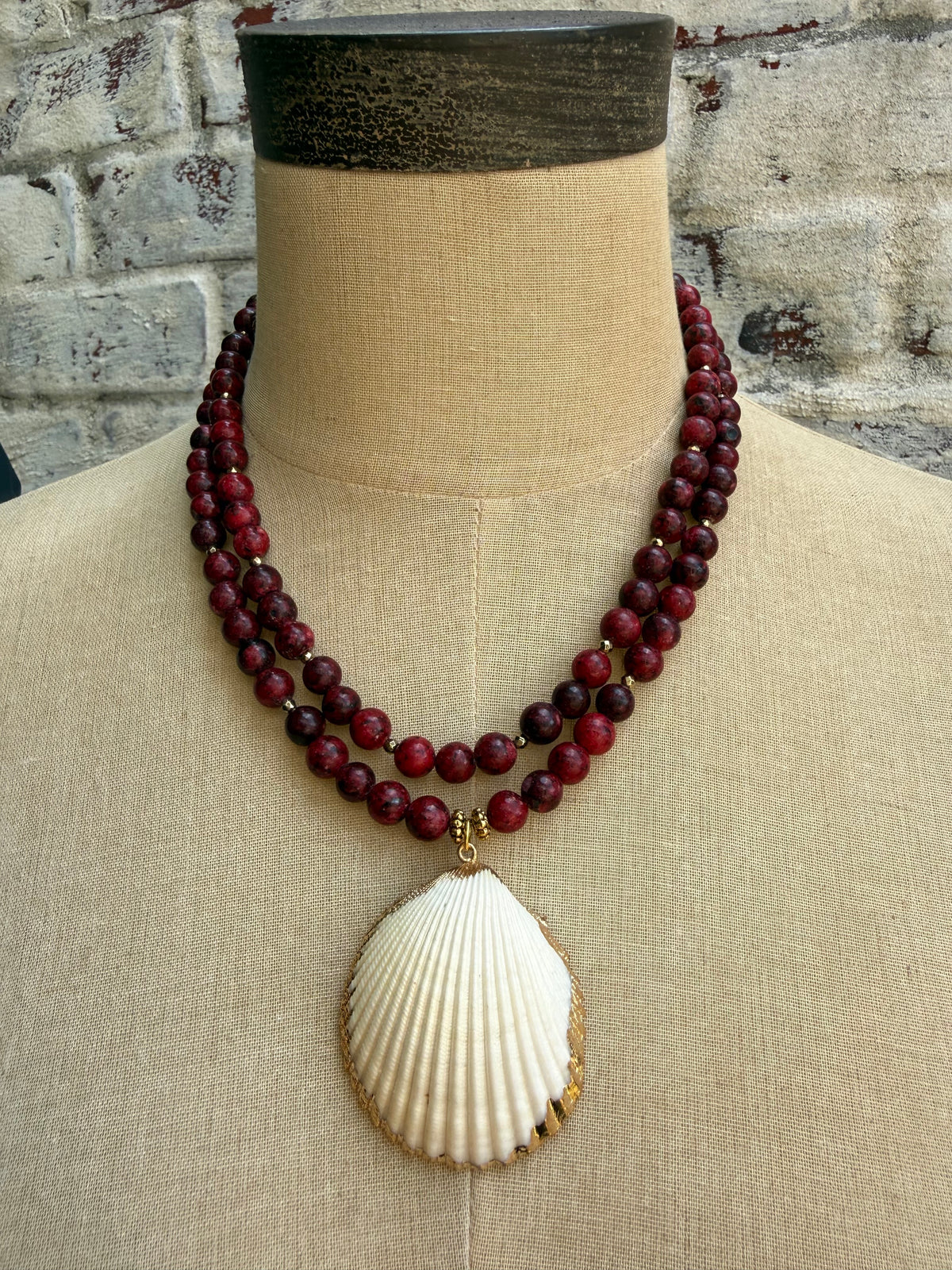 Maroon Jade with Shell