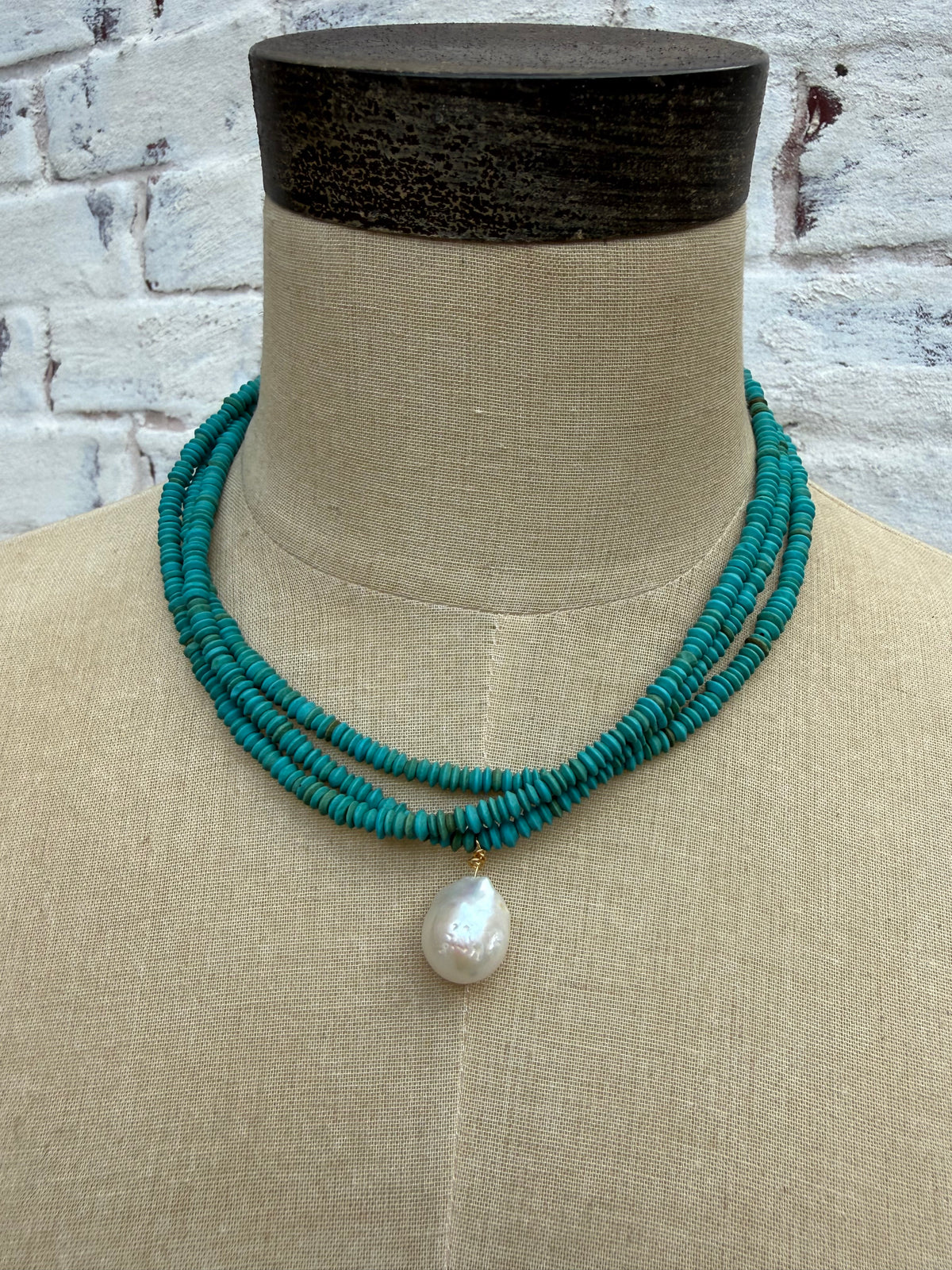 Turquoise Chips & Pearl